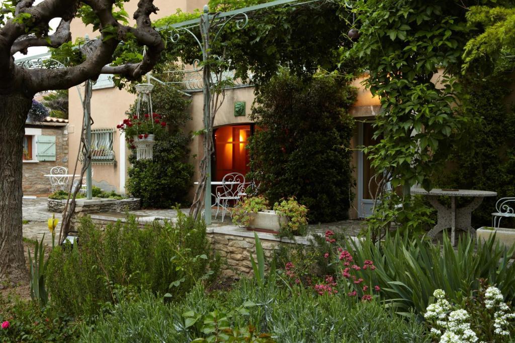Laudun Villa Thebaide Chambres D'Hotes חדר תמונה